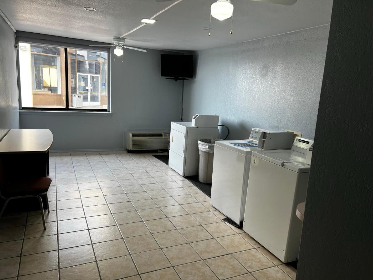 Super 8 By Wyndham Fort Worth Entertainment District エクステリア 写真